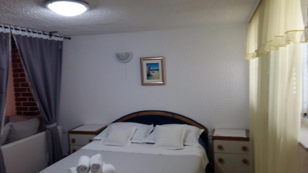 Apartmani Gojevic Vodice Exterior photo