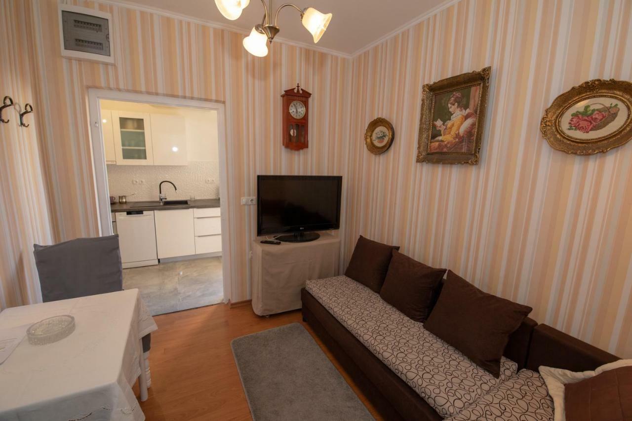 Apartmani Gojevic Vodice Exterior photo